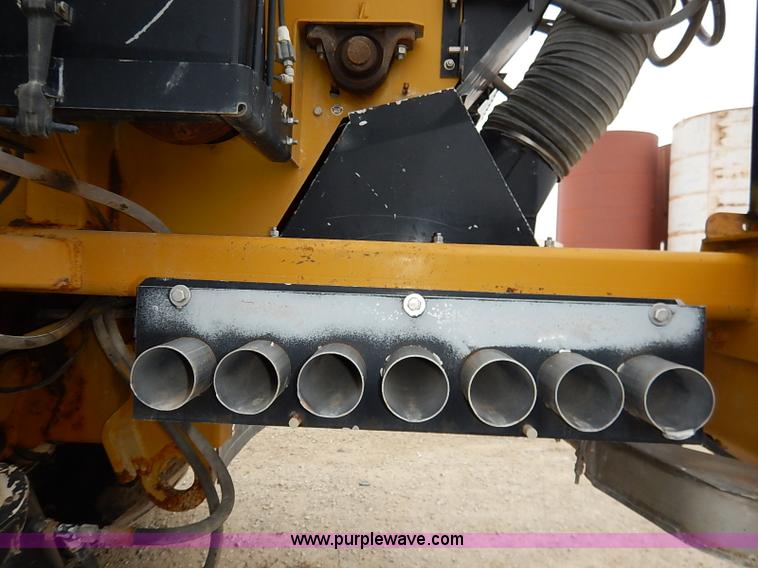 image for item I5206 Ag-Chem TerraGator 8204 Air Flow self-propelled applicator