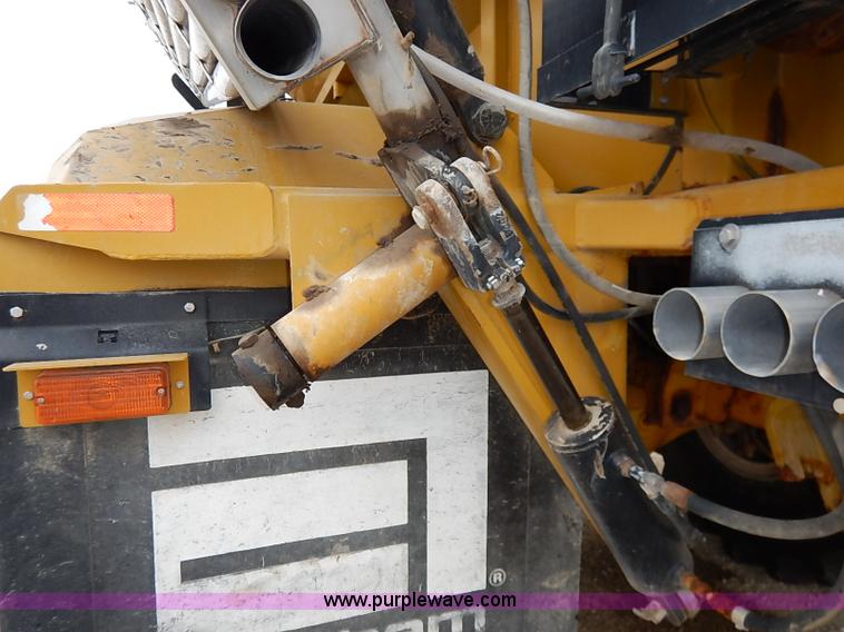 image for item I5206 Ag-Chem TerraGator 8204 Air Flow self-propelled applicator