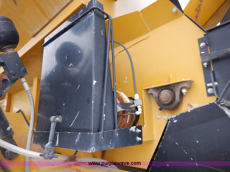 image for item I5206 Ag-Chem TerraGator 8204 Air Flow self-propelled applicator