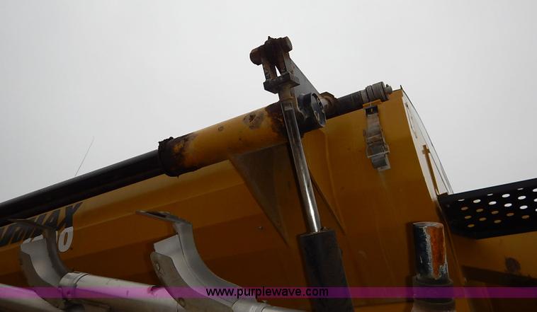 image for item I5206 Ag-Chem TerraGator 8204 Air Flow self-propelled applicator