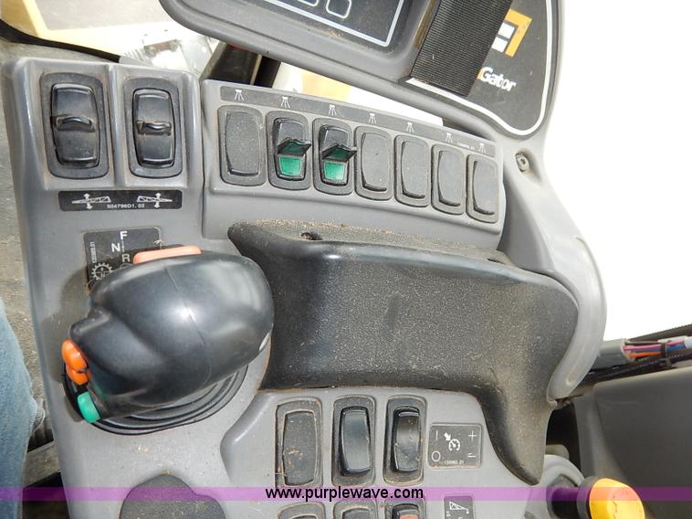 image for item I5206 Ag-Chem TerraGator 8204 Air Flow self-propelled applicator