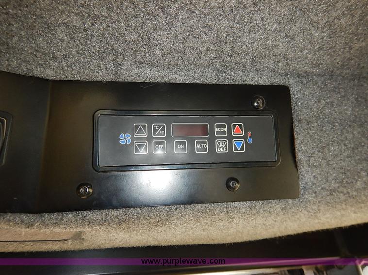 image for item I5206 Ag-Chem TerraGator 8204 Air Flow self-propelled applicator