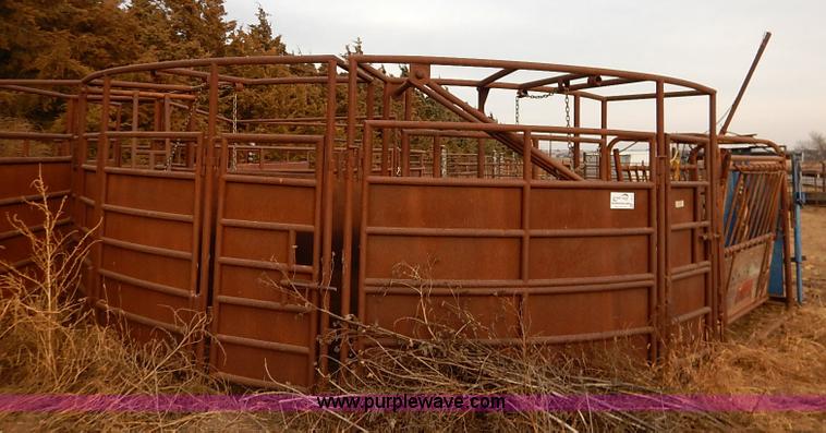 image for item I5212 Linn Post and Pipe working tub, alley, and chute