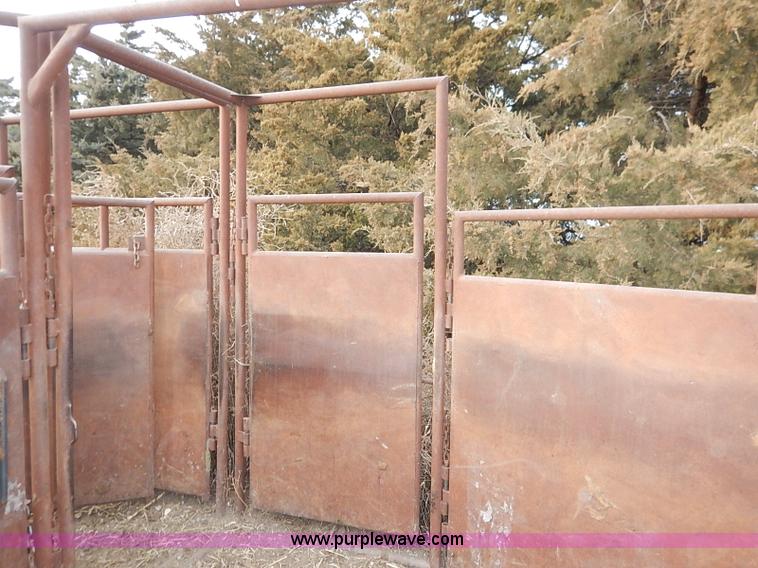 image for item I5212 Linn Post and Pipe working tub, alley, and chute