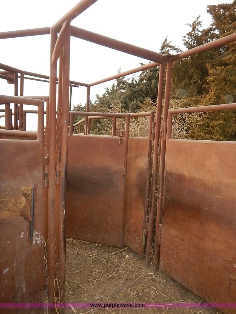 image for item I5212 Linn Post and Pipe working tub, alley, and chute