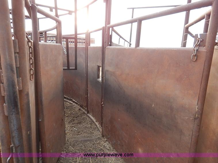 image for item I5212 Linn Post and Pipe working tub, alley, and chute