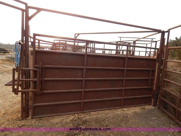 image for item I5212 Linn Post and Pipe working tub, alley, and chute