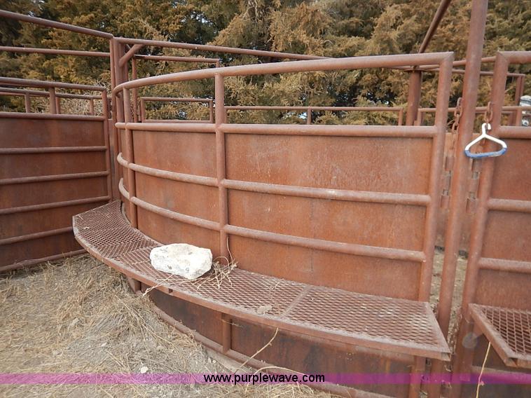 image for item I5212 Linn Post and Pipe working tub, alley, and chute