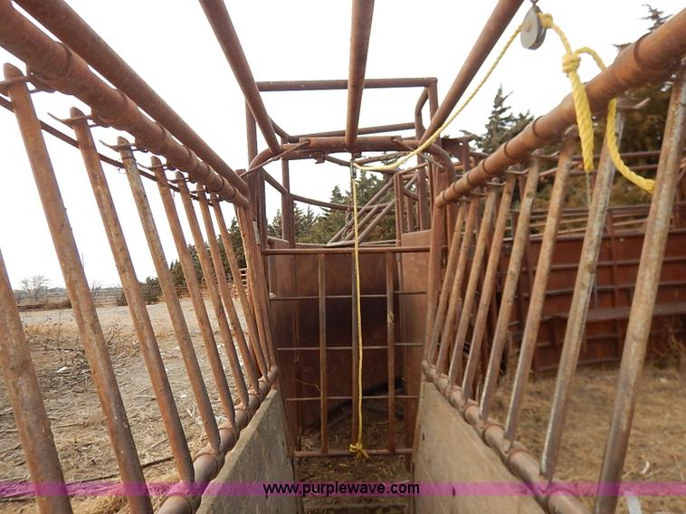 image for item I5212 Linn Post and Pipe working tub, alley, and chute