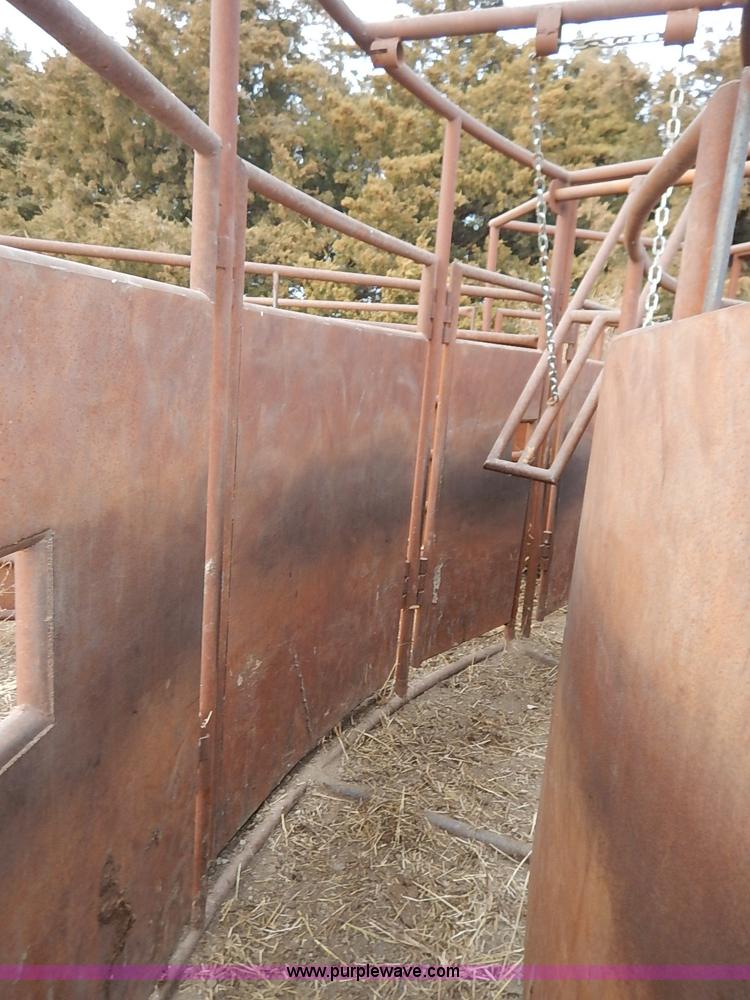 image for item I5212 Linn Post and Pipe working tub, alley, and chute