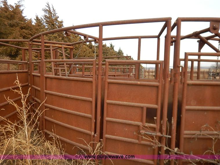 image for item I5212 Linn Post and Pipe working tub, alley, and chute