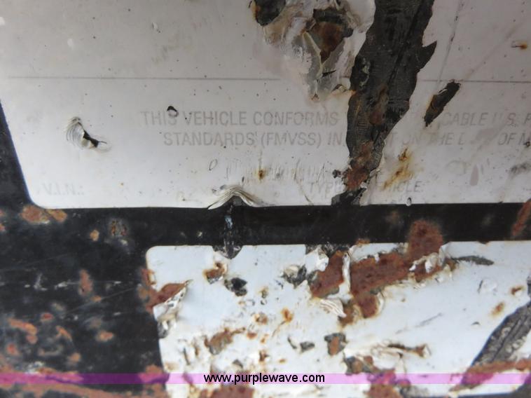 image for item I5979 2005 Lamar tandem axle trailer