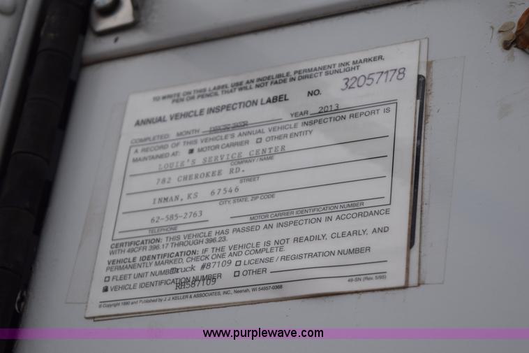 image for item I8595 1994 Freightliner FLD semi truck