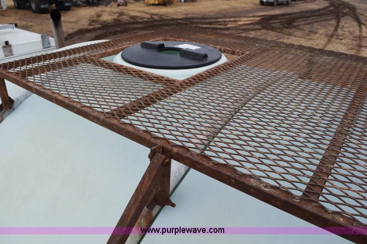 image for item I8603 1981 Dorsey flatbed tender trailer