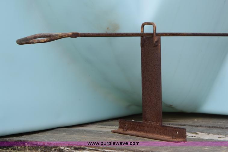 image for item I8603 1981 Dorsey flatbed tender trailer