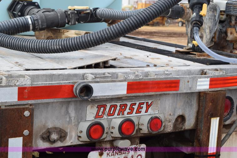 image for item I8603 1981 Dorsey flatbed tender trailer