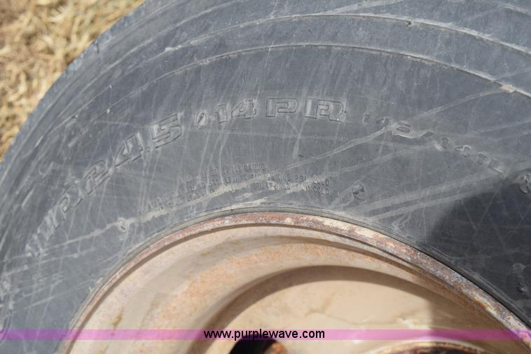 image for item I8603 1981 Dorsey flatbed tender trailer