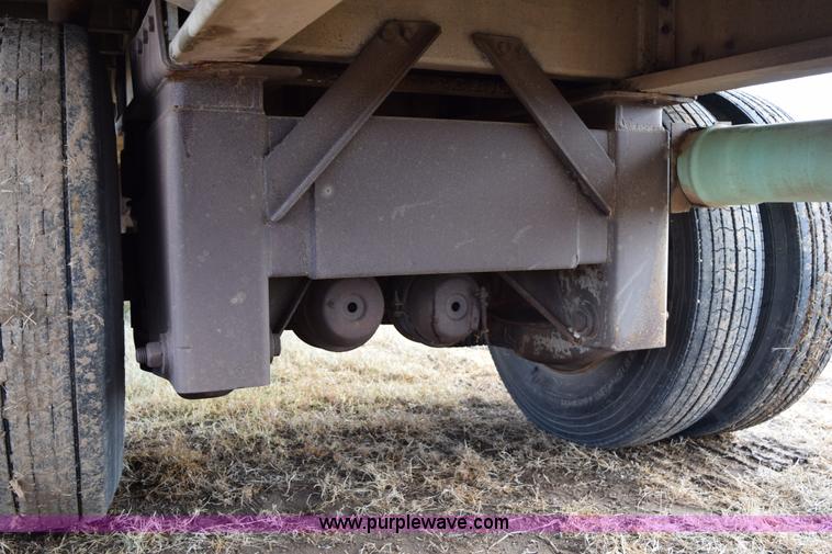 image for item I8603 1981 Dorsey flatbed tender trailer