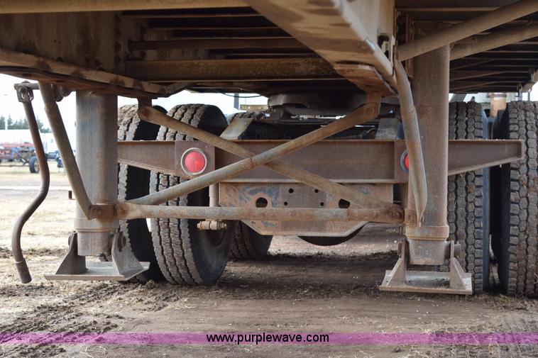 image for item I8603 1981 Dorsey flatbed tender trailer