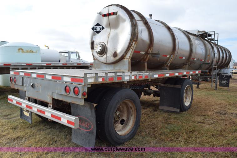 image for item I8604 1979 CTC Polar tanker trailer