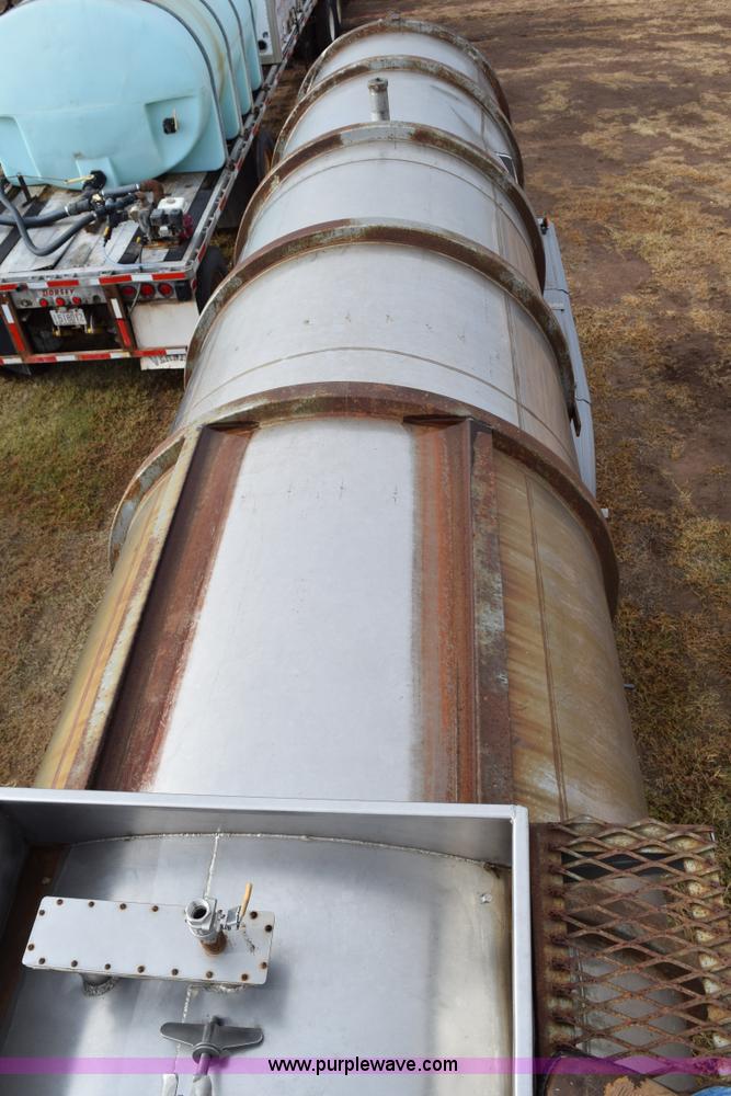 image for item I8604 1979 CTC Polar tanker trailer