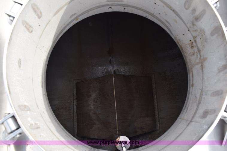 image for item I8604 1979 CTC Polar tanker trailer