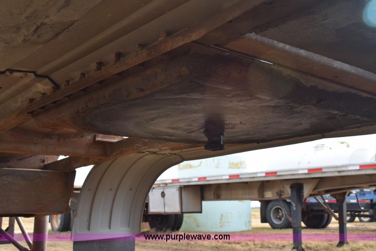 image for item I8604 1979 CTC Polar tanker trailer