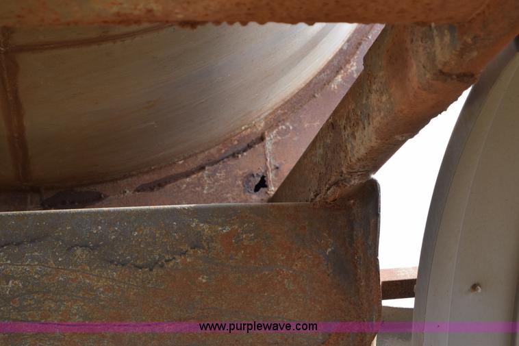 image for item I8604 1979 CTC Polar tanker trailer