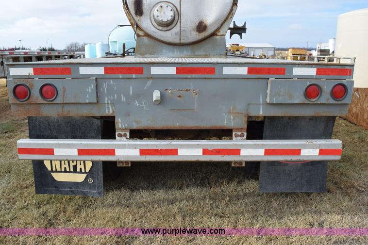 image for item I8604 1979 CTC Polar tanker trailer
