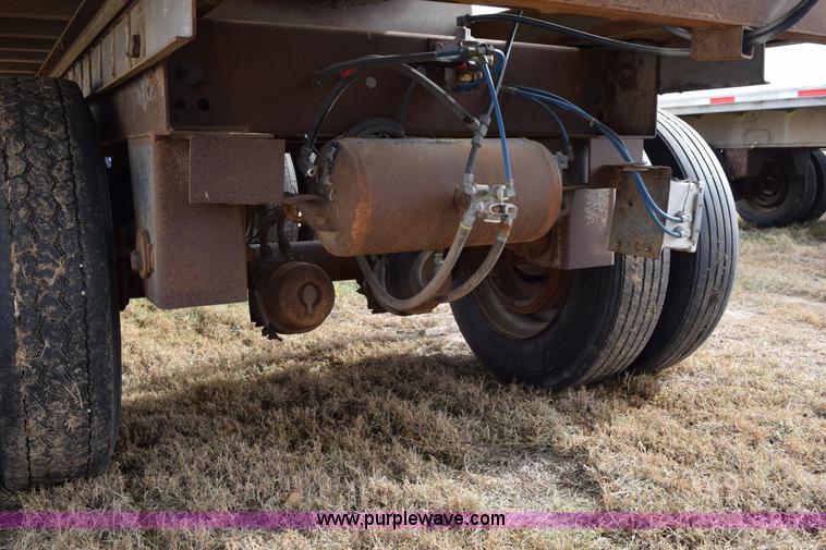 image for item I8604 1979 CTC Polar tanker trailer