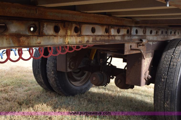 image for item I8604 1979 CTC Polar tanker trailer