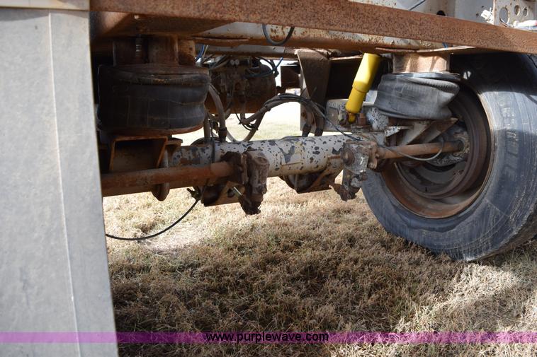 image for item I8604 1979 CTC Polar tanker trailer