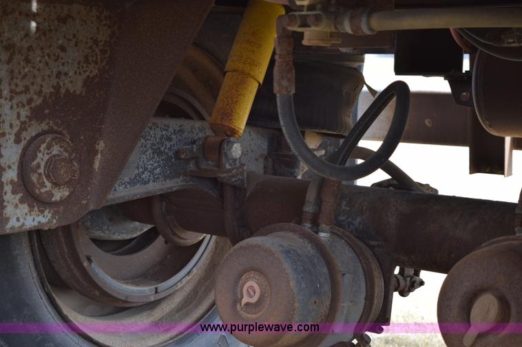 image for item I8604 1979 CTC Polar tanker trailer