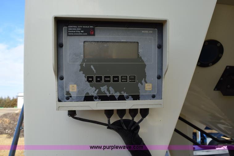 image for item I8608 Meridian 240RT Seed Express tender trailer