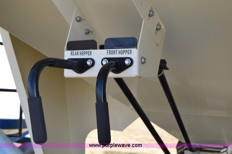 image for item I8608 Meridian 240RT Seed Express tender trailer