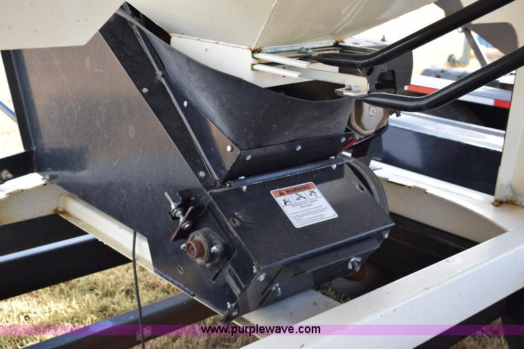 image for item I8608 Meridian 240RT Seed Express tender trailer