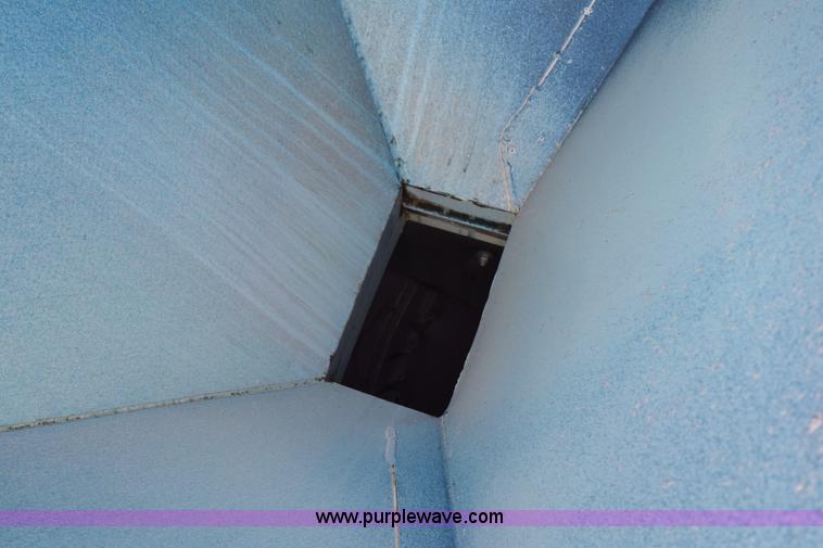 image for item I8608 Meridian 240RT Seed Express tender trailer