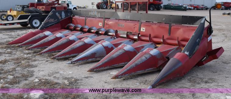image for item I8612 1995 Case IH 1083 corn head