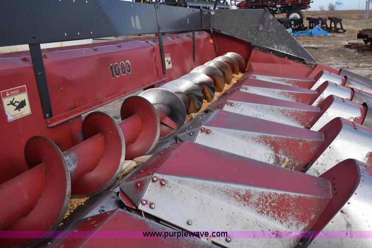 image for item I8612 1995 Case IH 1083 corn head
