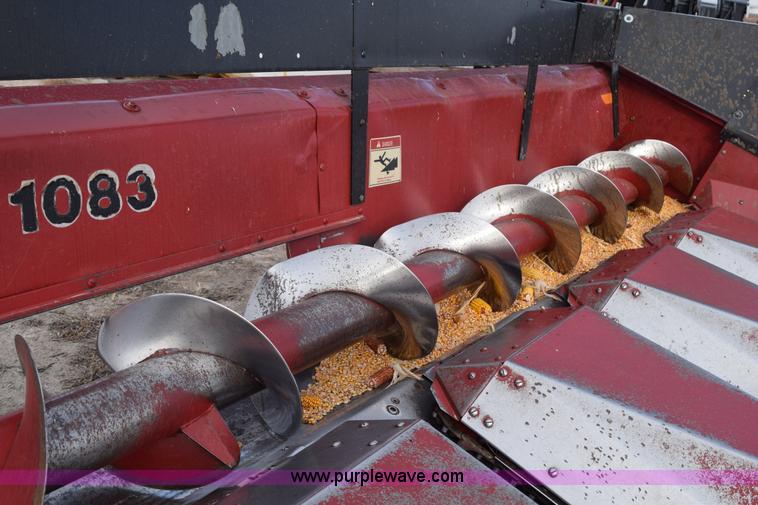 image for item I8612 1995 Case IH 1083 corn head