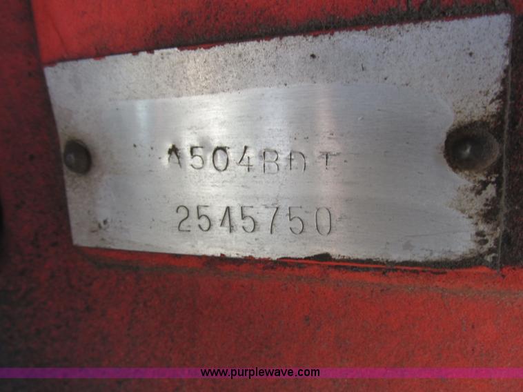 image for item I8829 1974 Case 1370 tractor