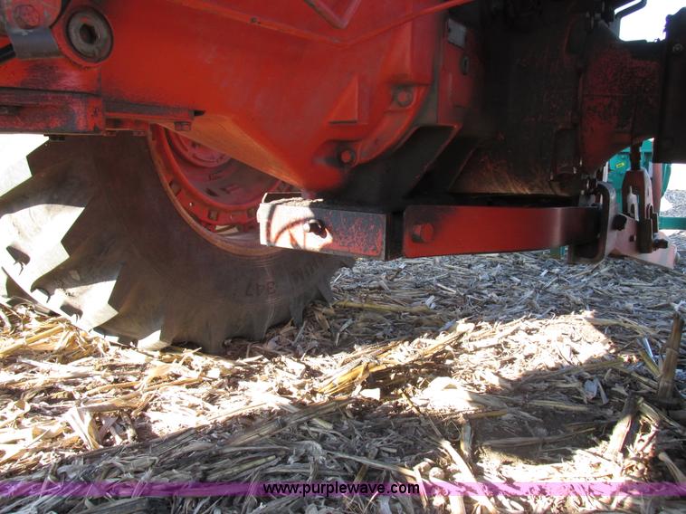 image for item I8829 1974 Case 1370 tractor