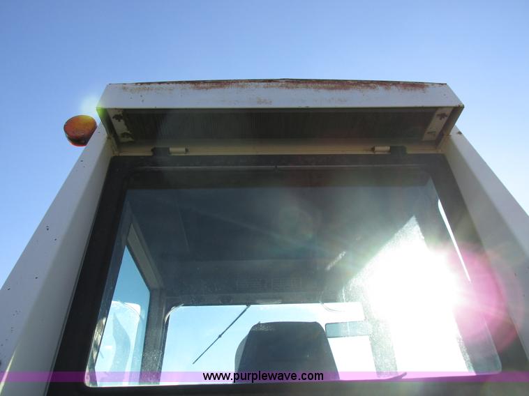 image for item I8829 1974 Case 1370 tractor