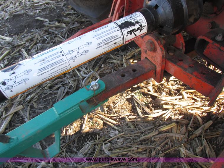 image for item I8829 1974 Case 1370 tractor