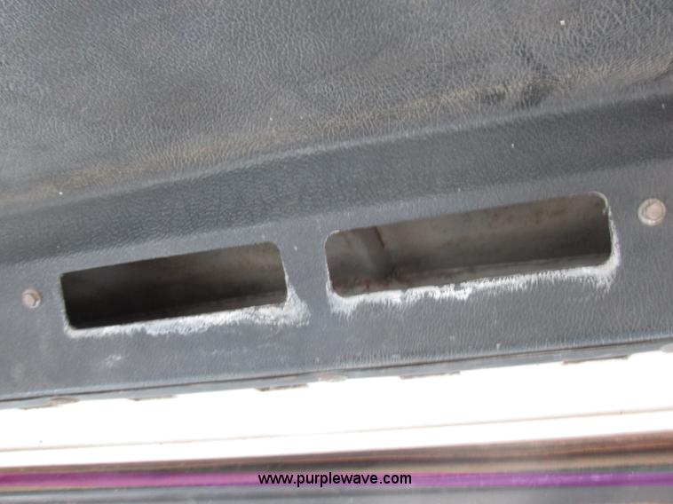 image for item I8829 1974 Case 1370 tractor