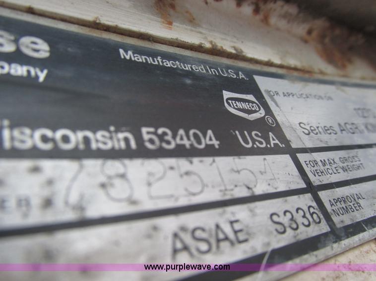 image for item I8829 1974 Case 1370 tractor