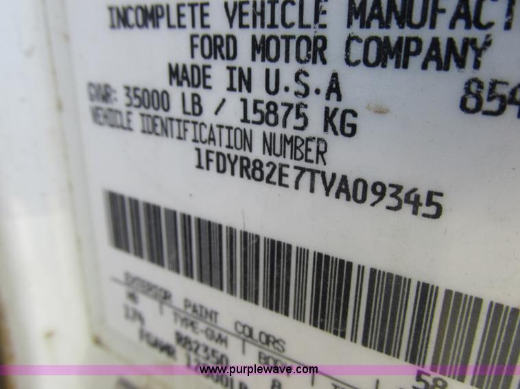 image for item I8833 1996 Ford L8000 floater fertilizer truck