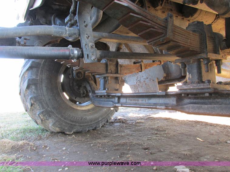 image for item I8833 1996 Ford L8000 floater fertilizer truck