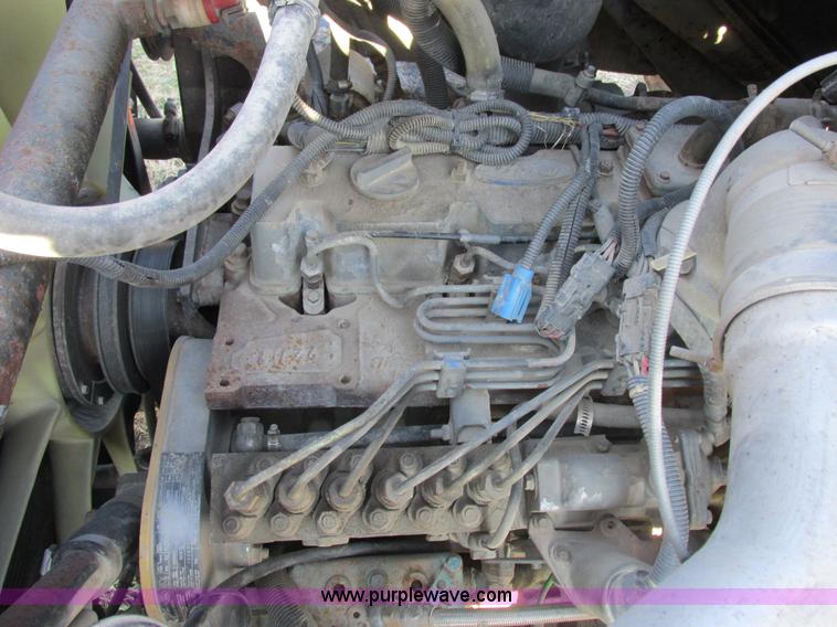 image for item I8833 1996 Ford L8000 floater fertilizer truck