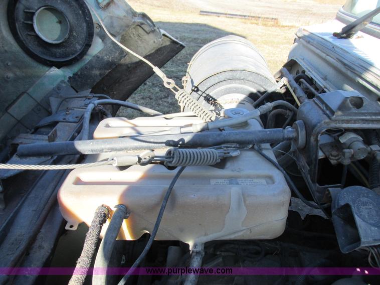 image for item I8833 1996 Ford L8000 floater fertilizer truck